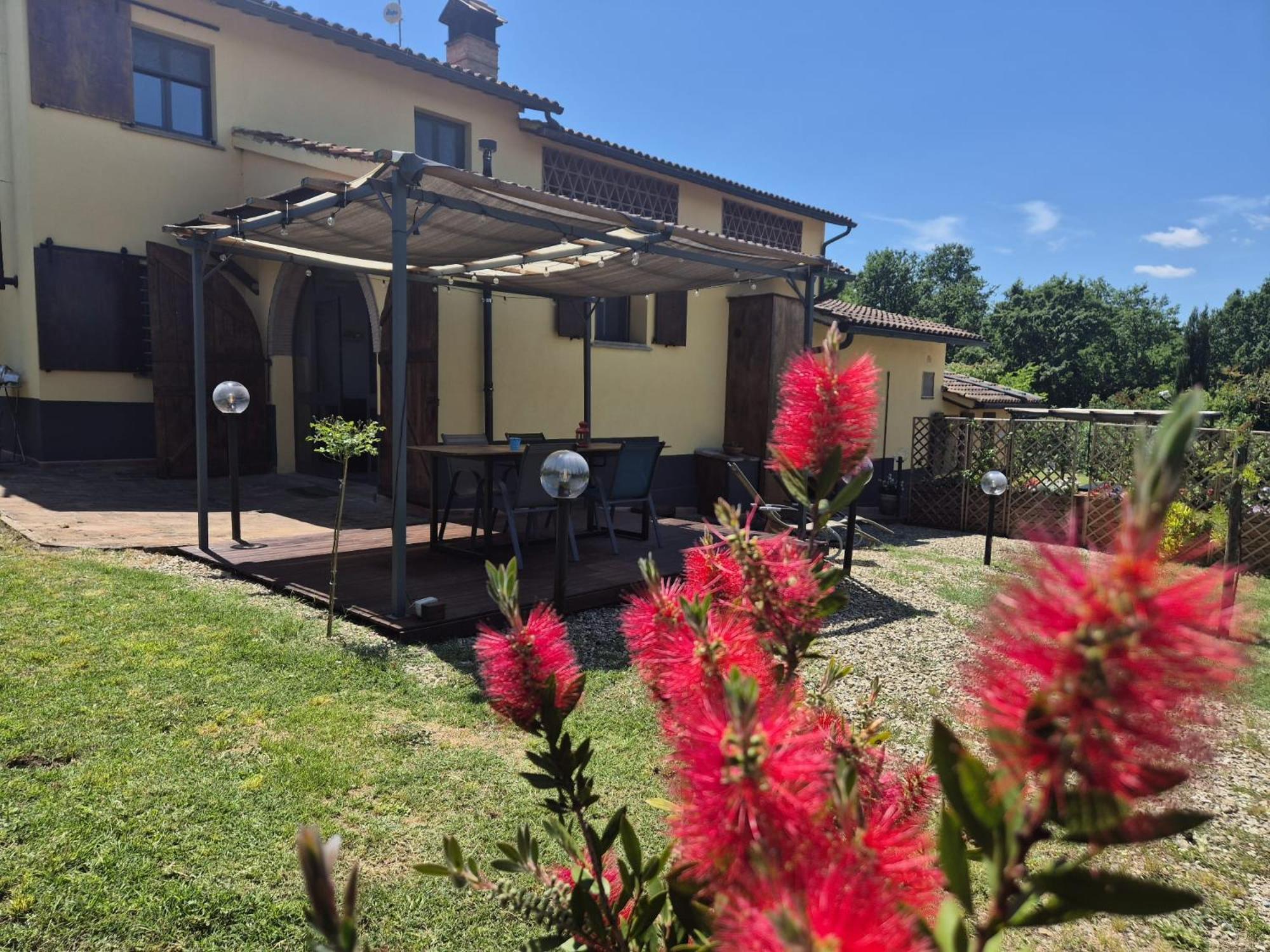 ポッジボンシ Casa Ornetoヴィラ エクステリア 写真
